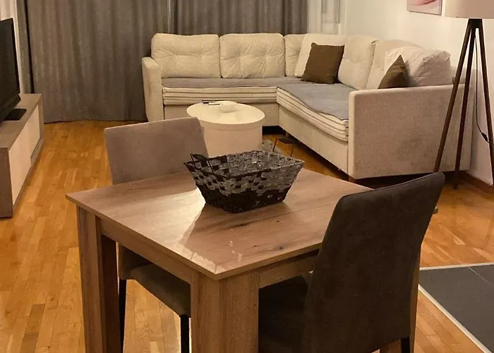 Square In Apartment Skopje